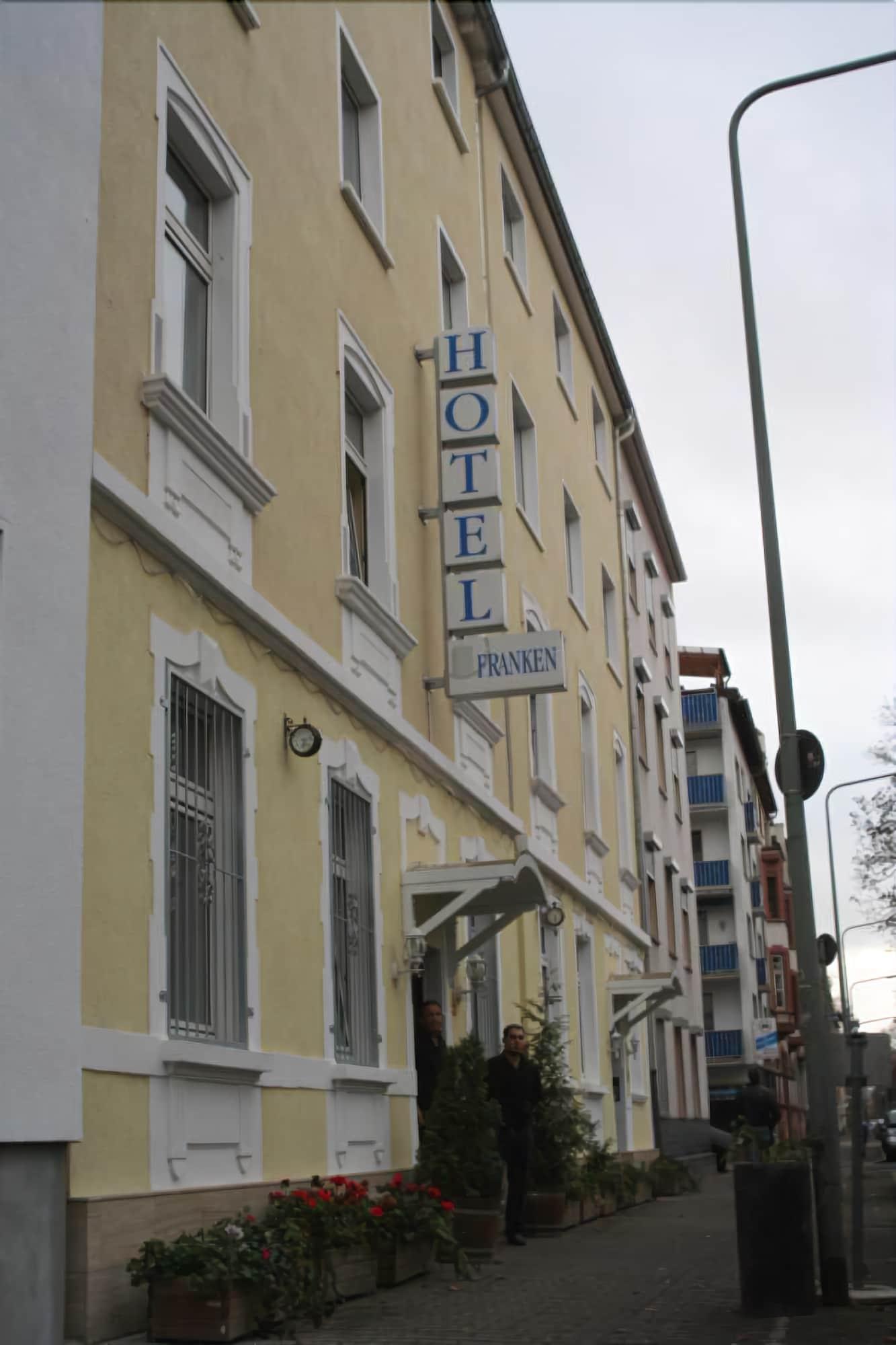 Hotel Franken An Der Messe Francfort-sur-le-Main Extérieur photo
