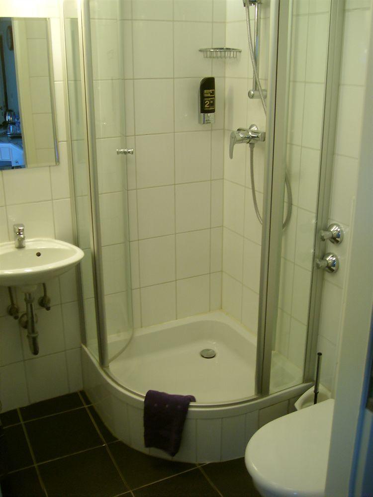 Hotel Franken An Der Messe Francfort-sur-le-Main Extérieur photo
