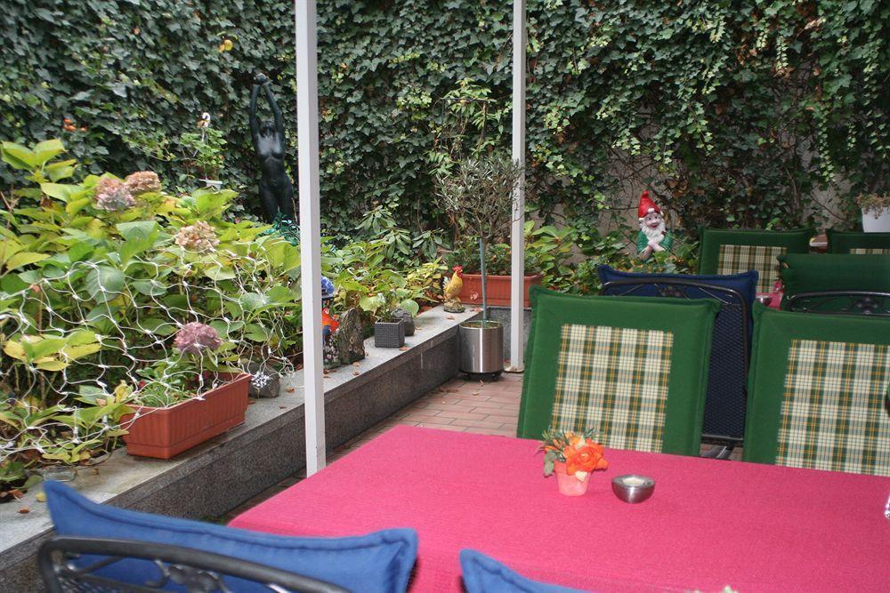 Hotel Franken An Der Messe Francfort-sur-le-Main Extérieur photo